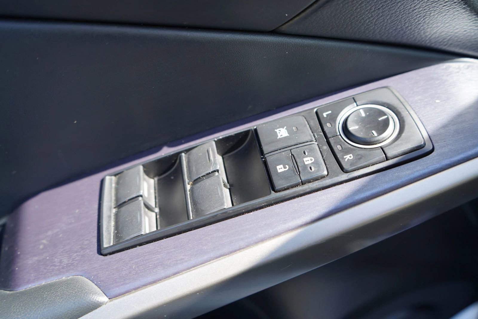 Used 2020 Lexus IS 350 F Sport RWD image 15
