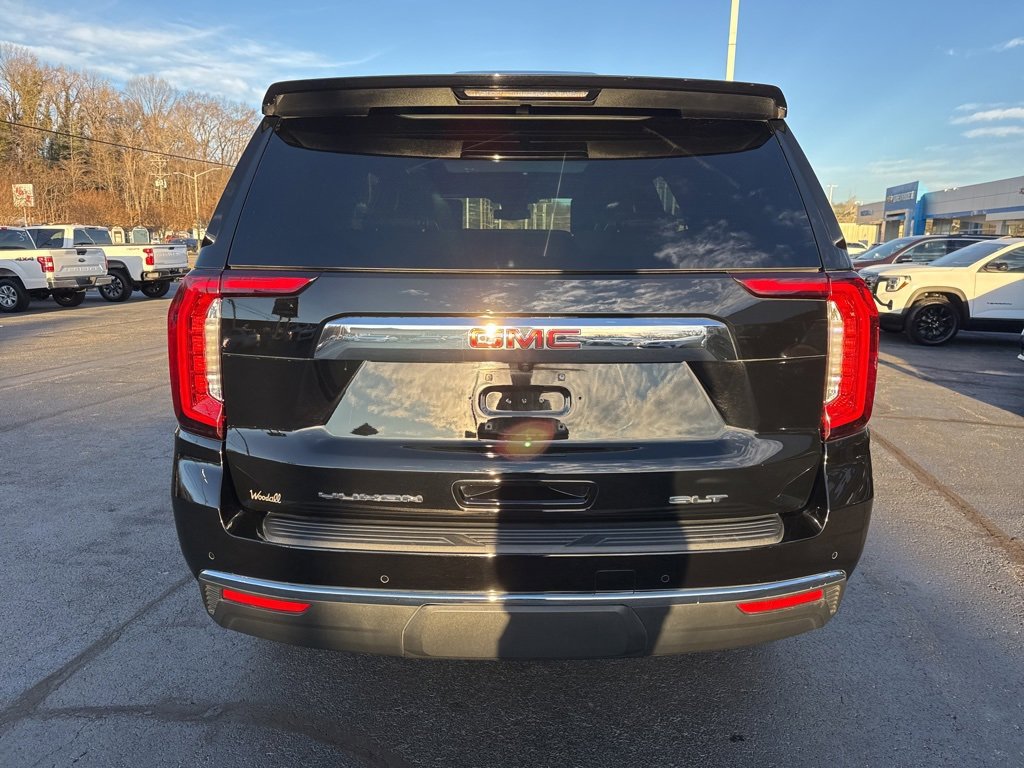 Used 2023 GMC Yukon SLT image 4