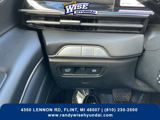 Used 2025 Genesis GV80 2.5T Standard AWD/4WD image 19