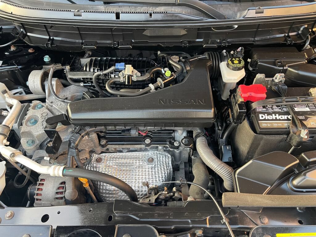 Used 2018 Nissan Rogue AWD image 36