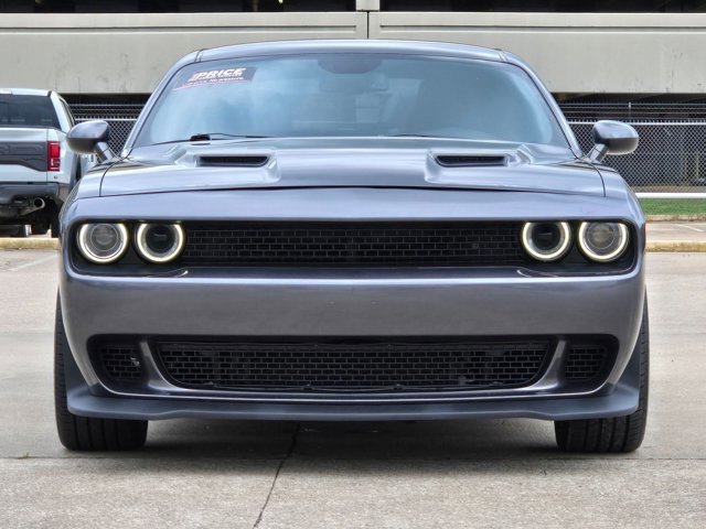 Used 2020 Dodge Challenger SXT w/ Blacktop Package image 2