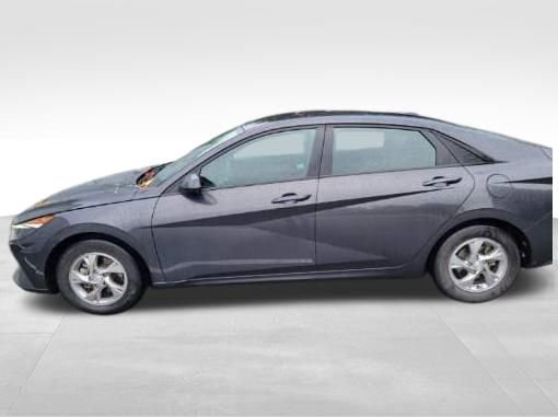 Used 2021 Hyundai Elantra SE