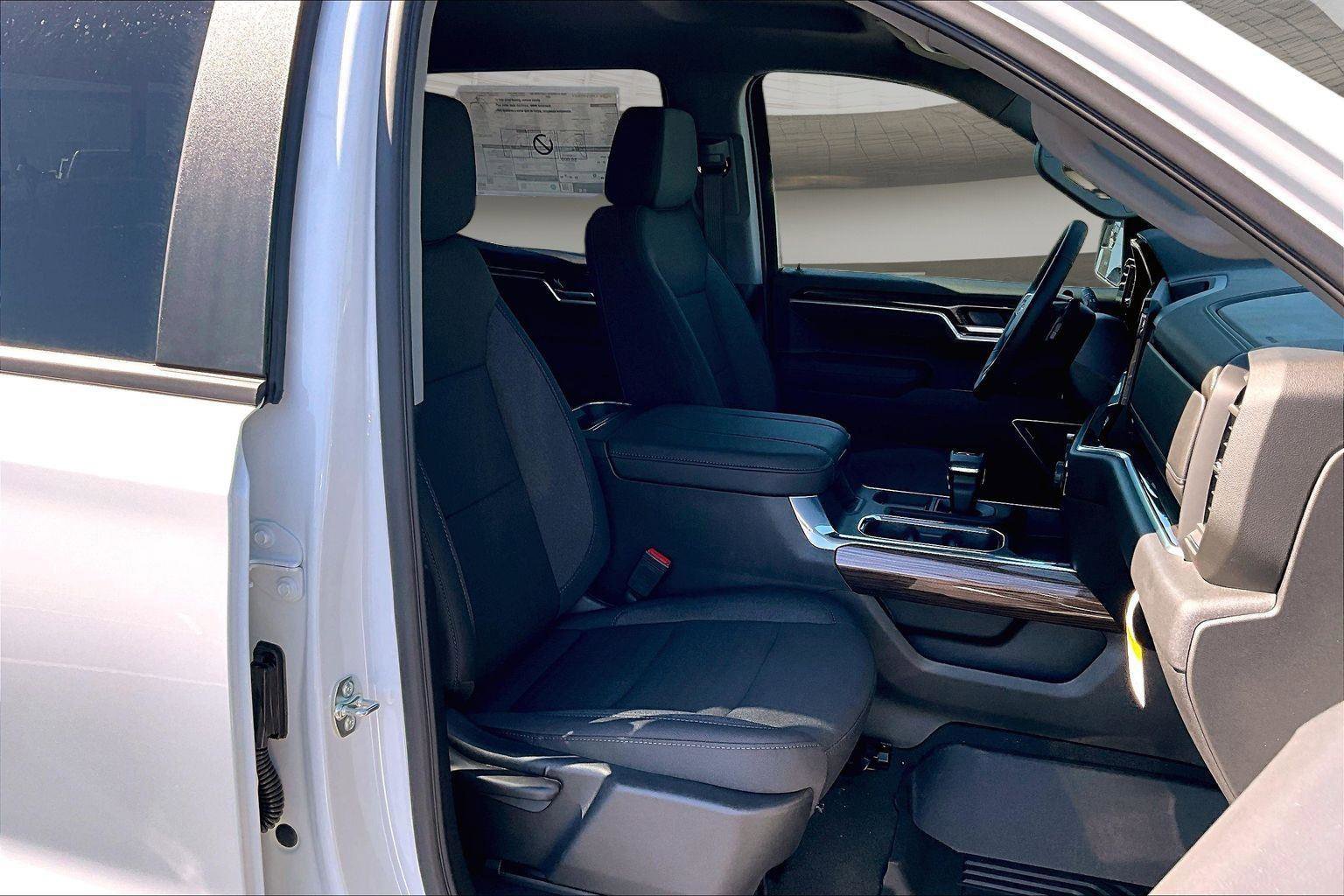 New 2026 Chevrolet Silverado 1500 RST AWD/4WD image 12