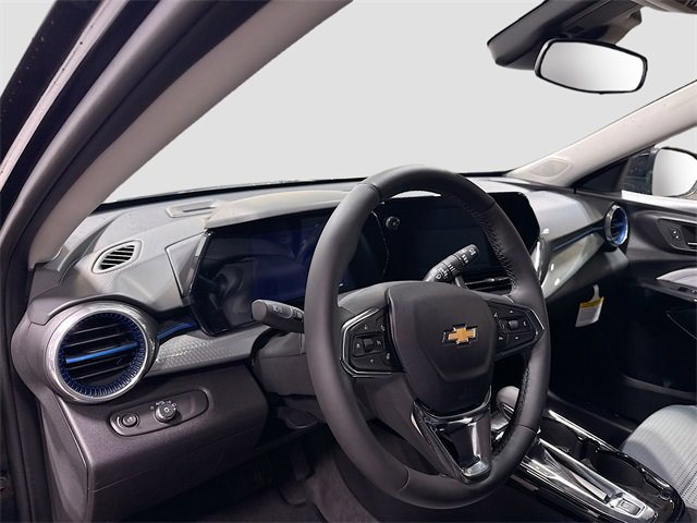 New 2026 Chevrolet Trax LT w/ Driver Confidence Package image 12