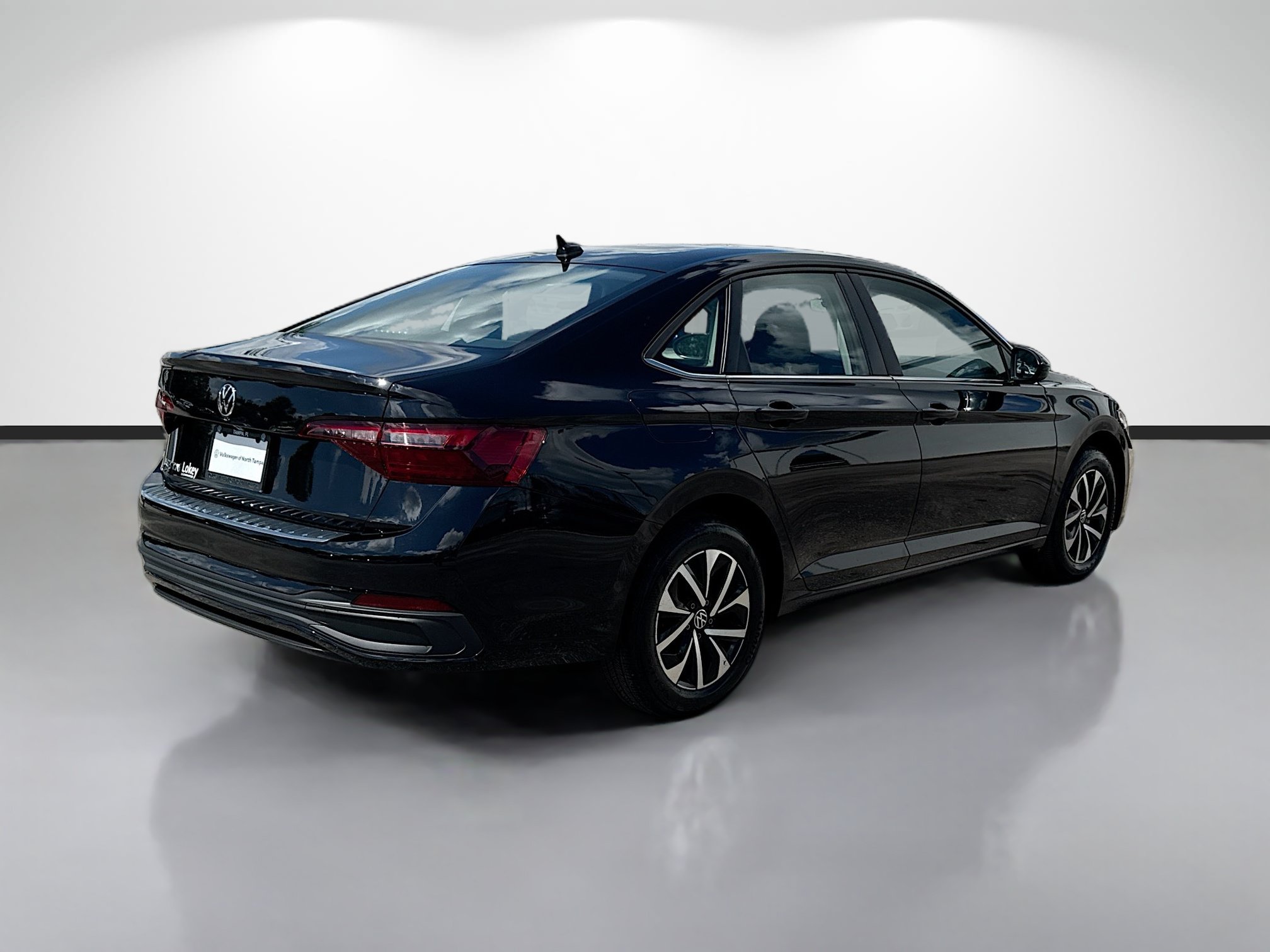 Used 2022 Volkswagen Jetta S FWD image 3