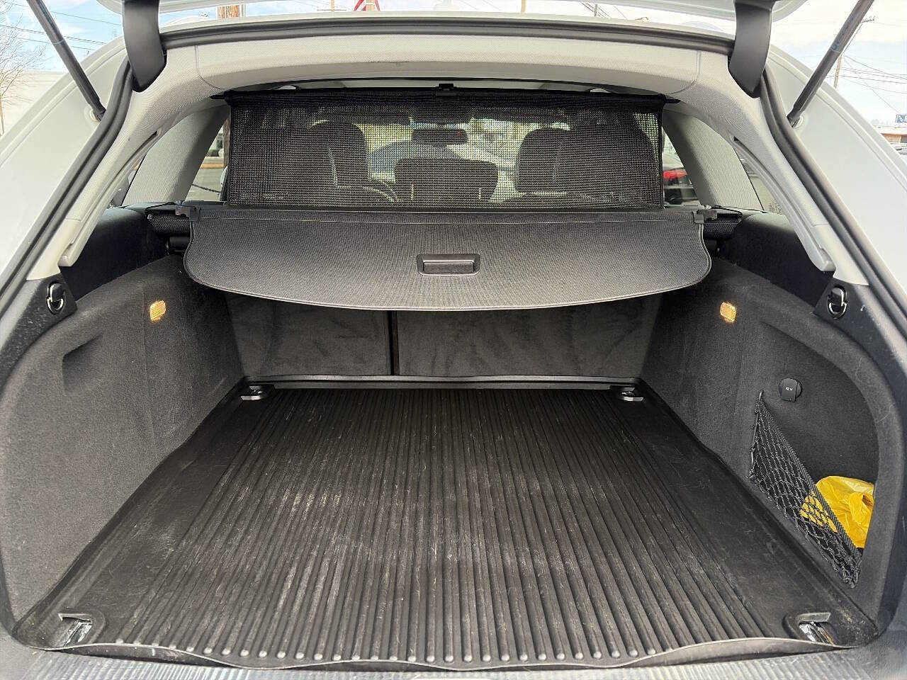 Used 2013 Audi A4 Prestige w/ Prestige Pkg image 9