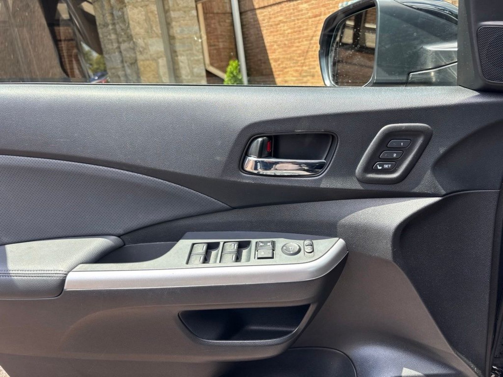 Used 2016 Honda CR-V Touring image 17