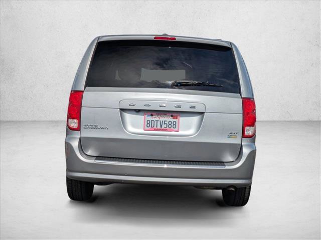 Used 2018 Dodge Grand Caravan SXT image 6