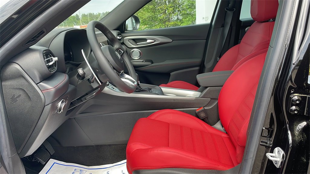 New 2024 Dodge Hornet R/T Plus w/ Tech Pack Plus w/o Parking image 27