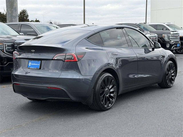 Used 2021 Tesla Model Y Long Range image 2