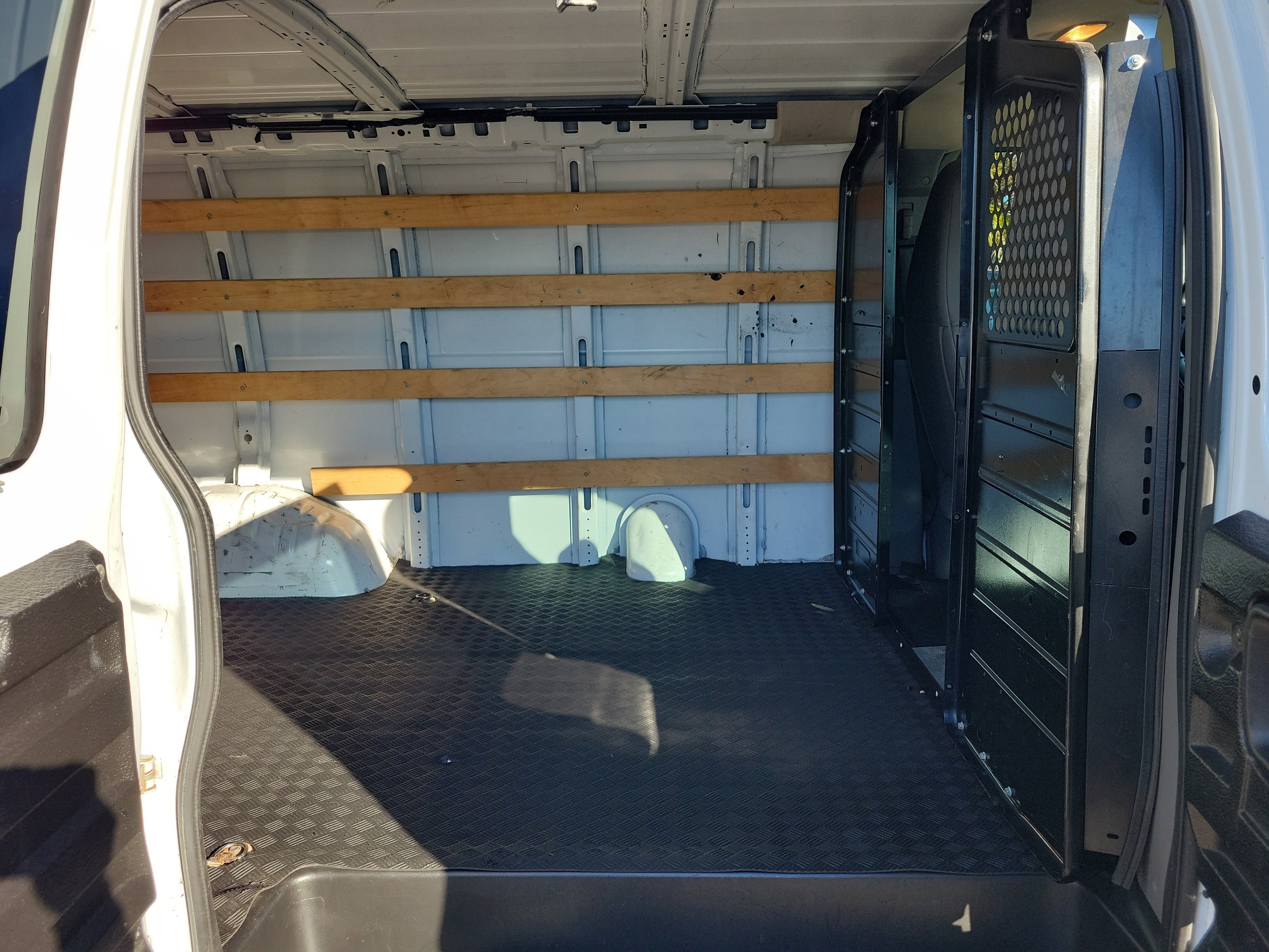 Used 2020 GMC Savana 2500 w/ Driver Convenience Package image 11