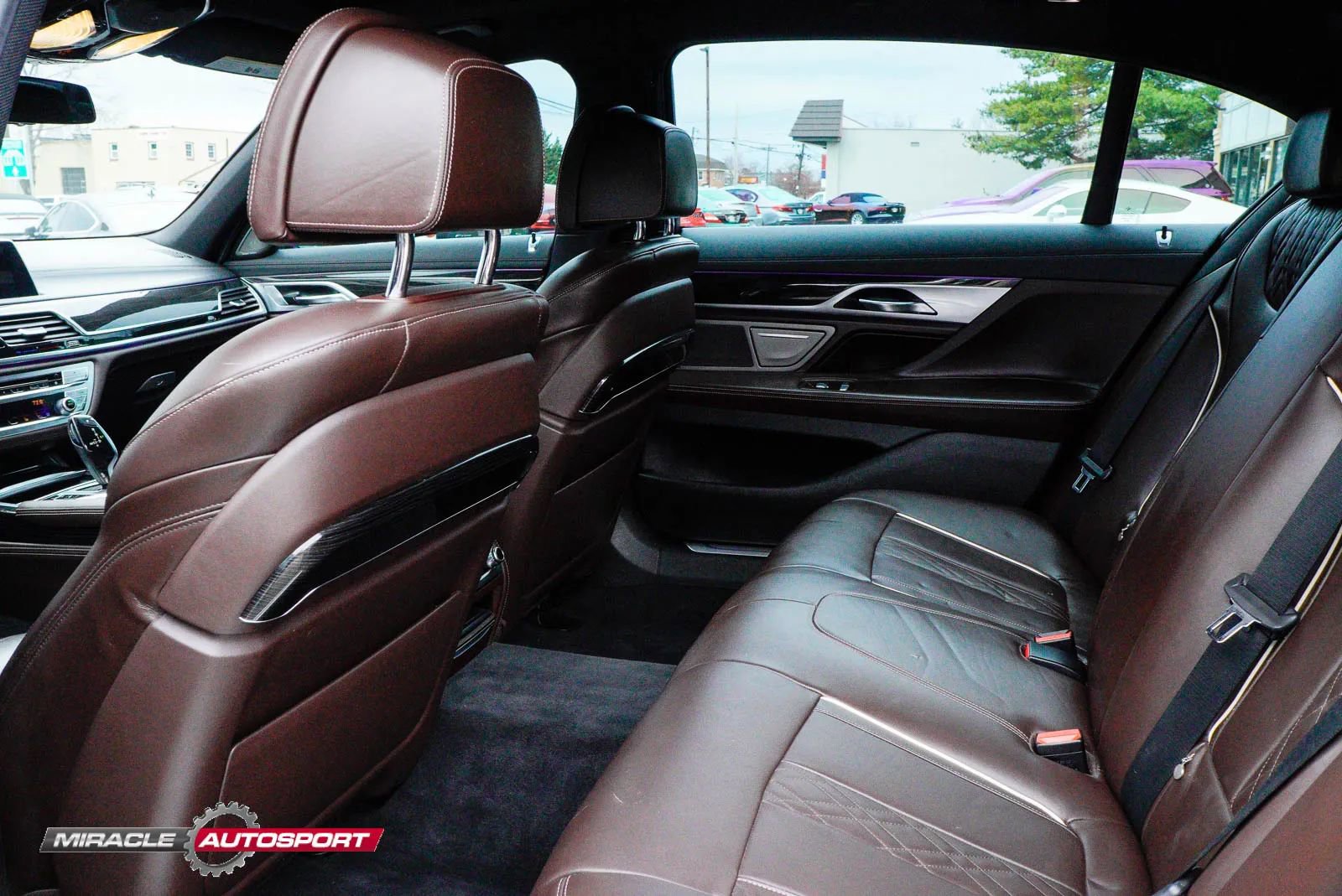 Used 2016 BMW 750i RWD image 28