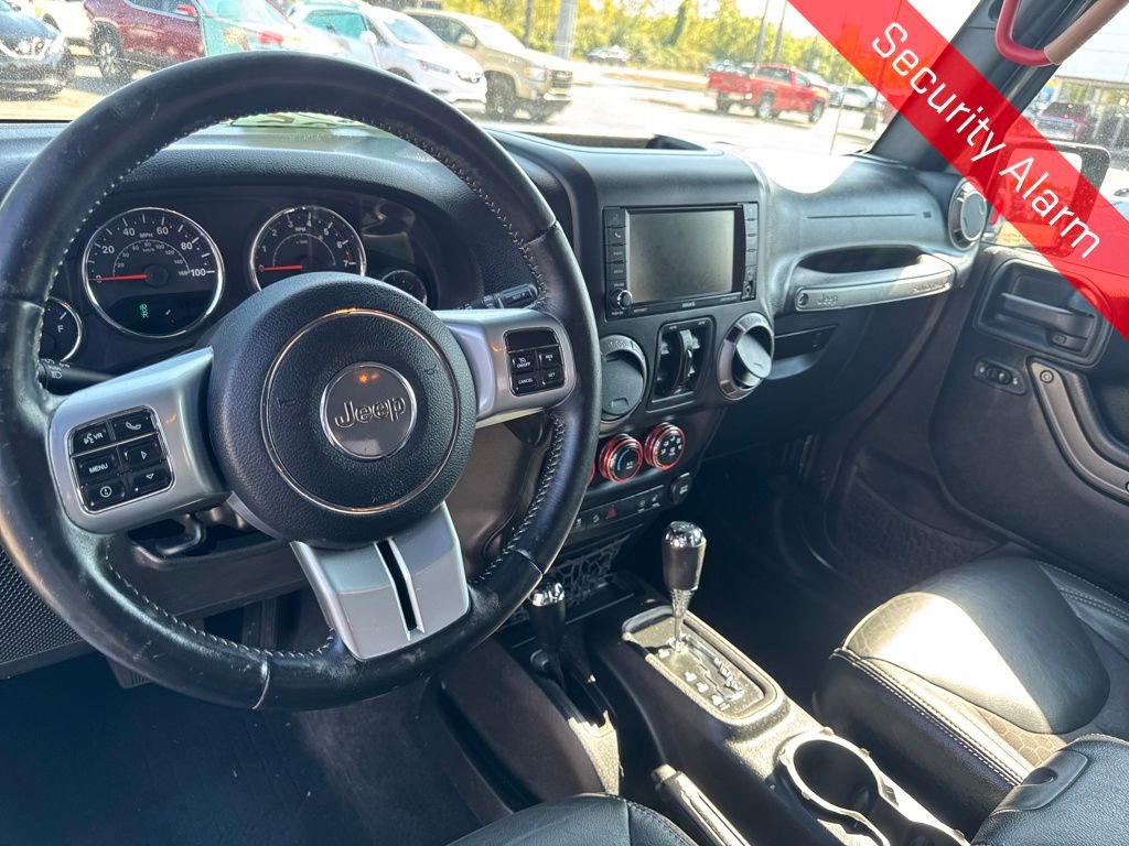 Used 2016 Jeep Wrangler Unlimited Freedom Edition image 14