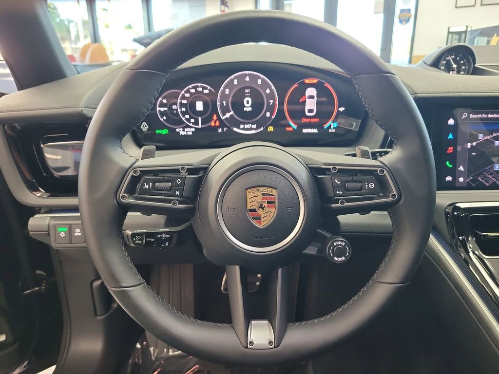 Used 2026 Porsche Panamera image 20