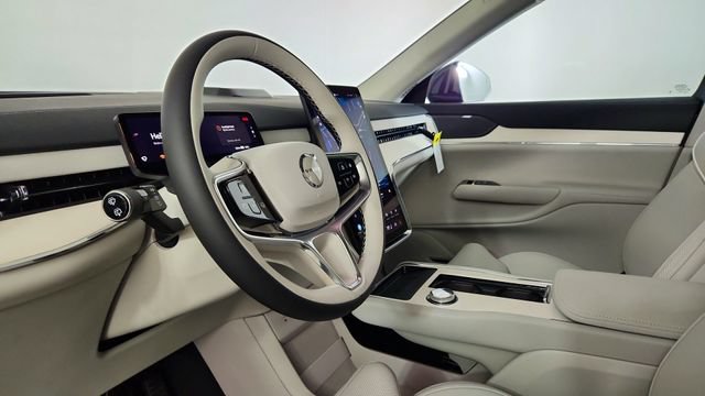 New 2026 Volvo EX90 Plus AWD/4WD image 12