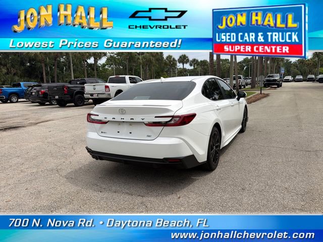 Used 2026 Toyota Camry SE FWD image 12