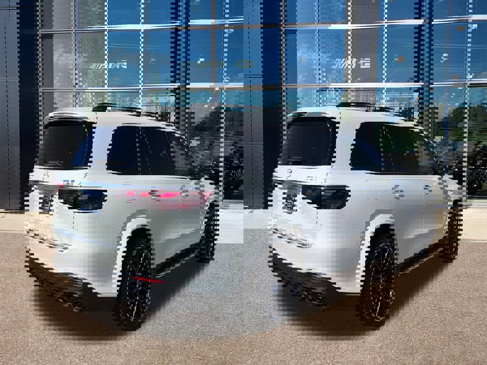 New 2026 Mercedes-Benz GLS 63 AMG 4MATIC image 5