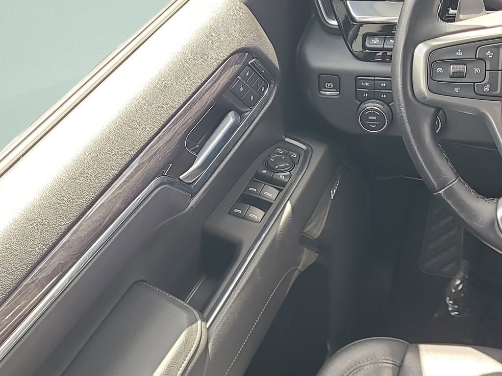 Used 2022 Chevrolet Silverado 1500 LTZ w/ LTZ Premium Package image 38