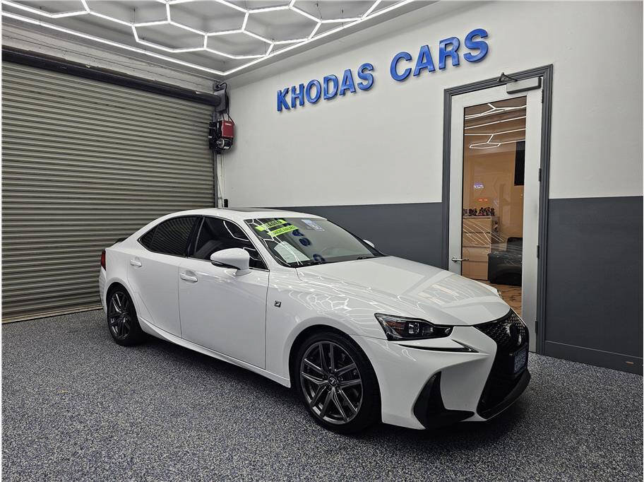 Used 2020 Lexus IS 350 F Sport w/ F Sport Package RWD image 7