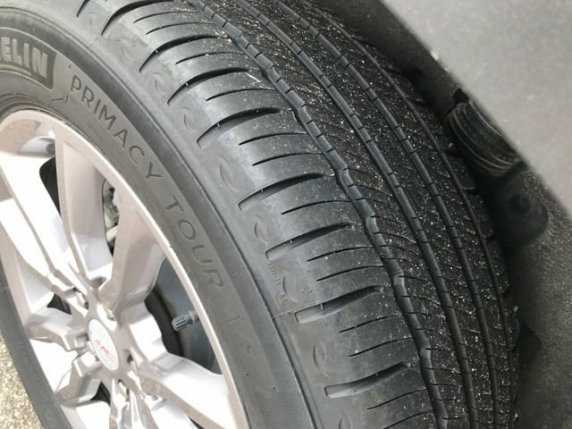 Used 2024 GMC Terrain SLT w/ LPO, Floor Liner Package AWD/4WD image 13