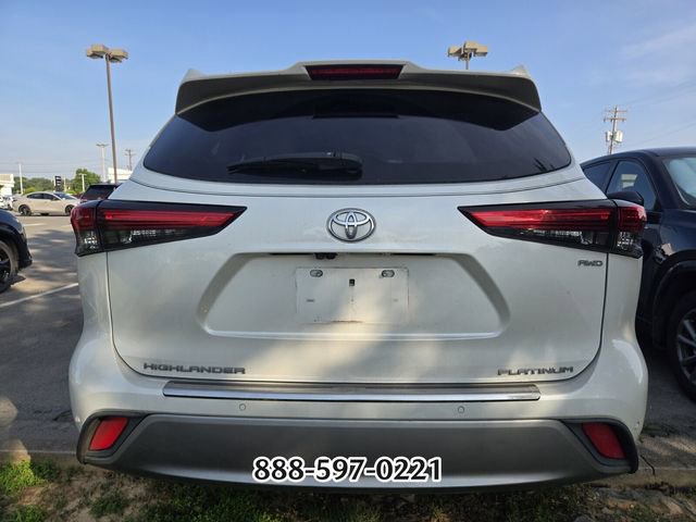 Used 2021 Toyota Highlander Platinum AWD/4WD image 7