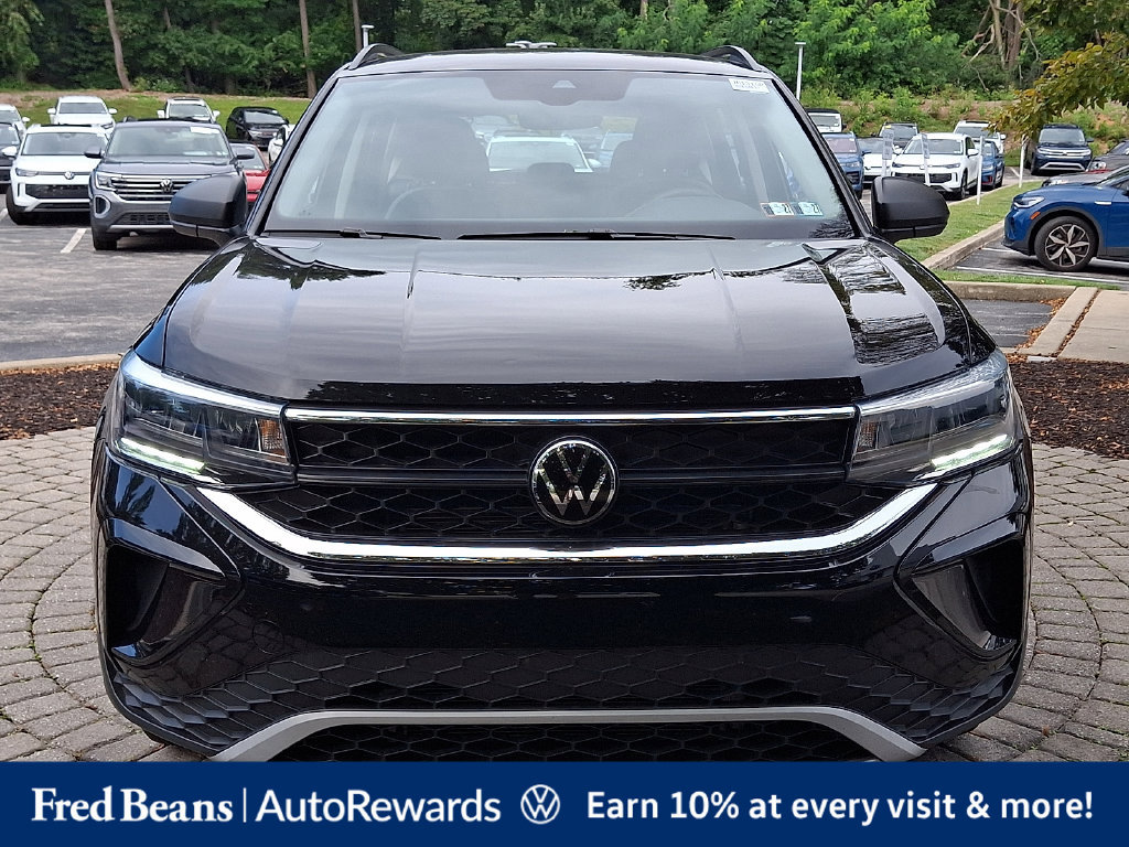 Certified 2024 Volkswagen Taos S FWD image 2