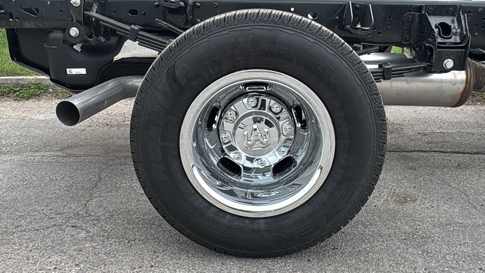 New 2026 RAM 3500 Tradesman w/ Chrome Appearance Group A AWD/4WD image 22