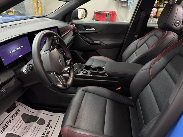 Used 2025 Chevrolet Equinox RS w/ Safety and Technology Package image 9