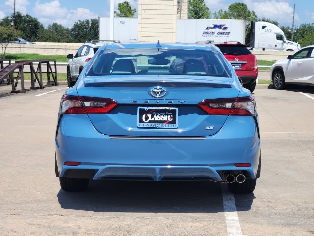 Used 2024 Toyota Camry SE FWD image 6