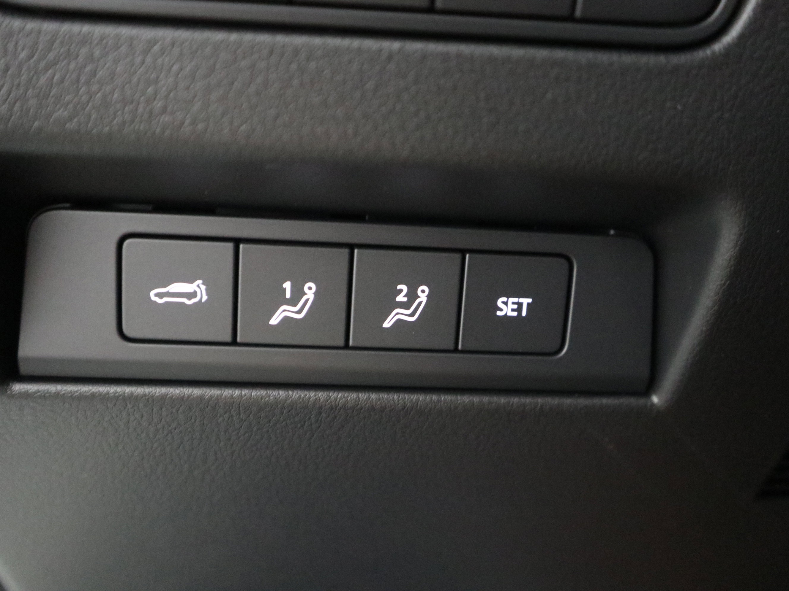 New 2026 MAZDA CX-90 Plug-In Hybrid w/Premium Sport image 28