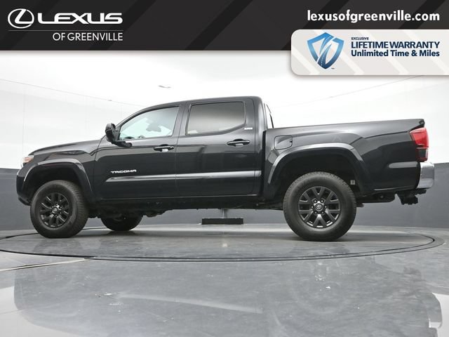 Used 2021 Toyota Tacoma SR5 AWD/4WD image 15
