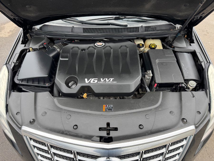 Used 2013 Cadillac XTS Luxury image 23