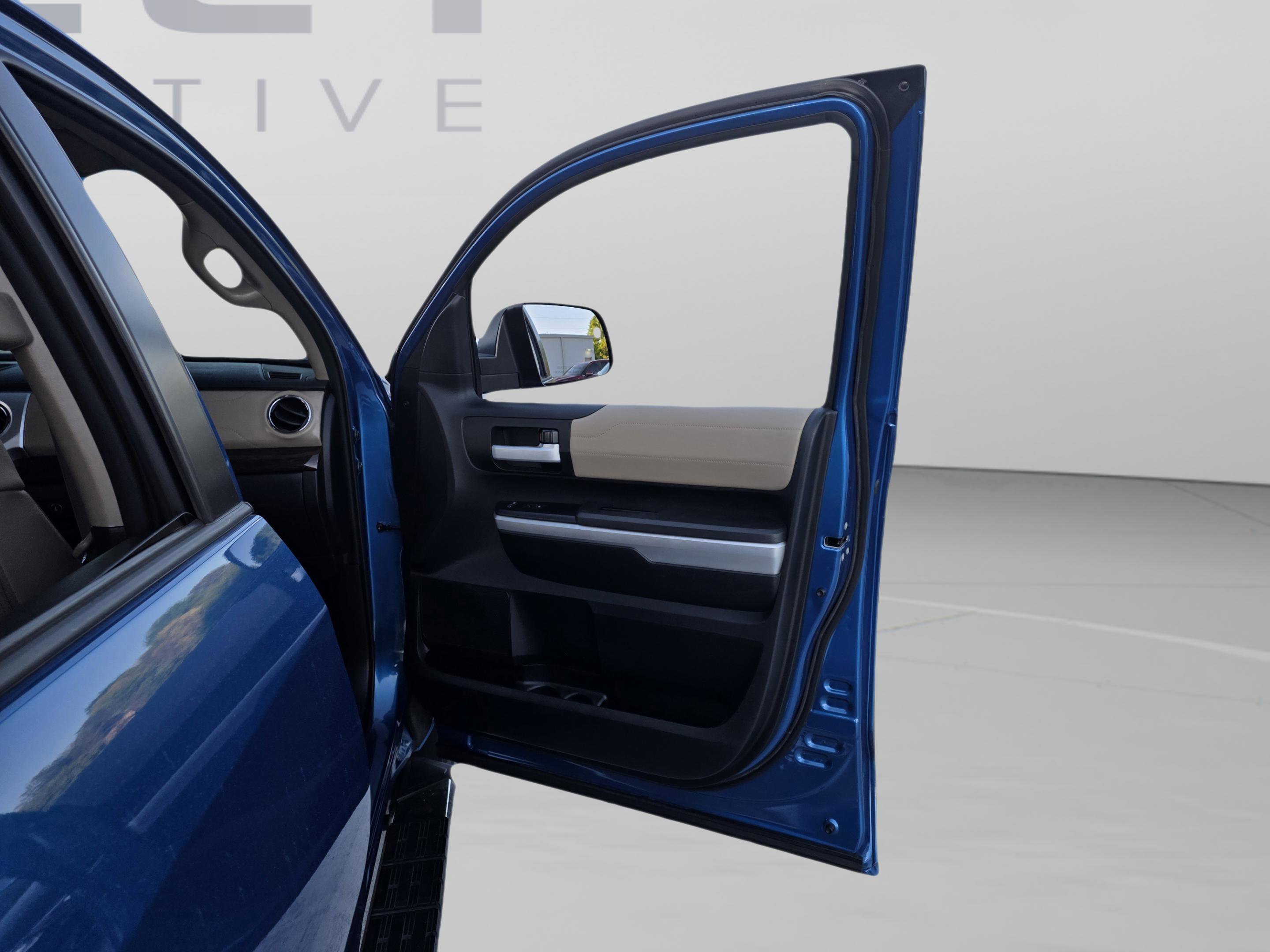 Used 2017 Toyota Tundra Limited image 26