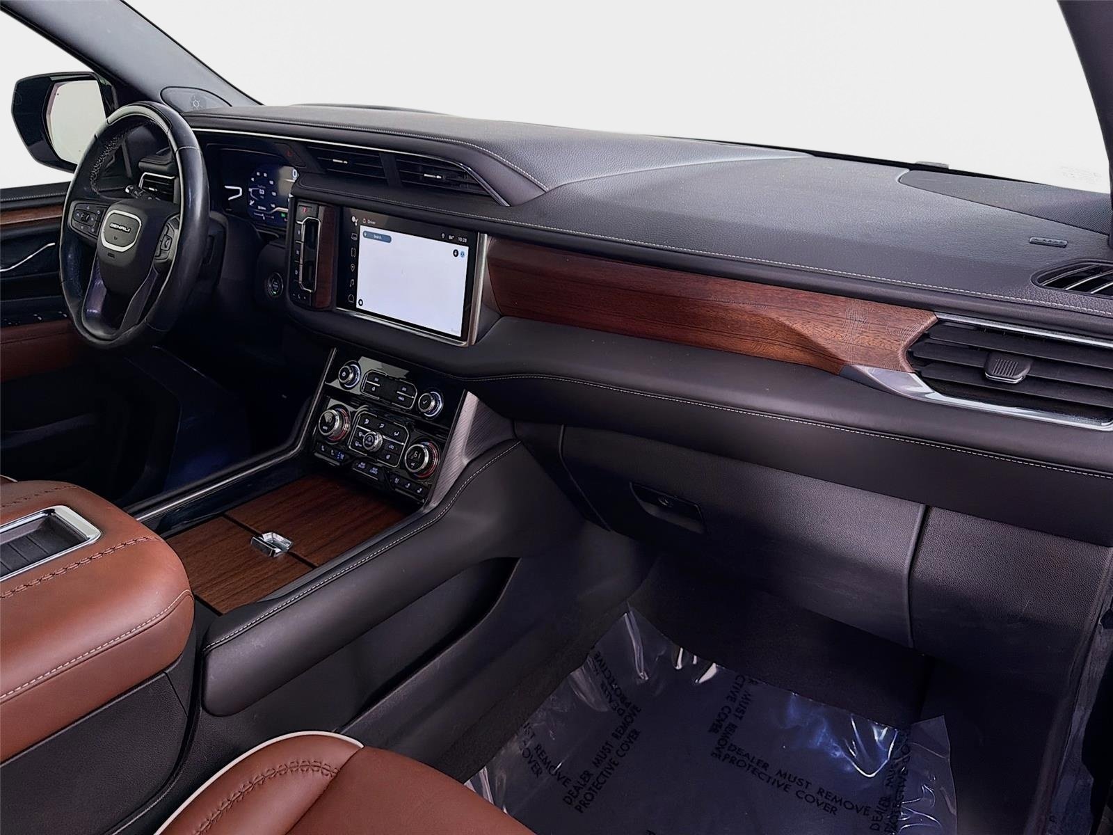 Certified 2023 GMC Yukon Denali Ultimate AWD/4WD image 30