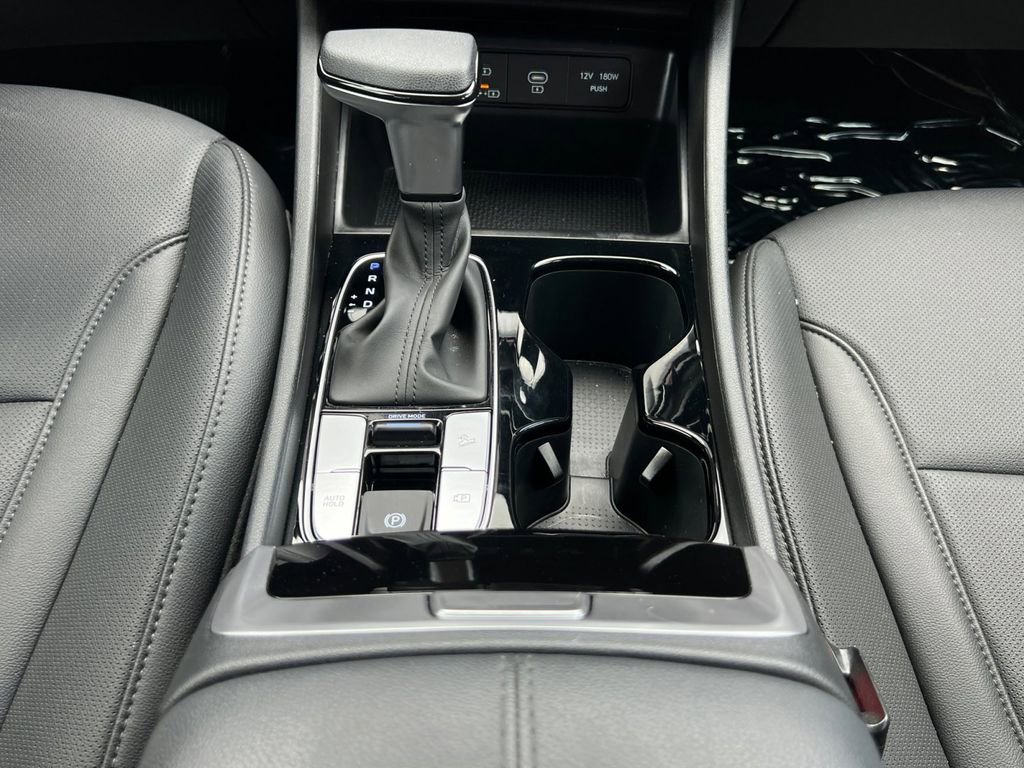 Used 2025 Hyundai Santa Cruz SEL FWD image 11