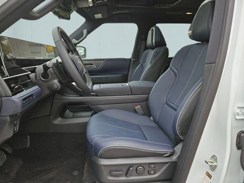 New 2026 INFINITI QX80 4WD image 12