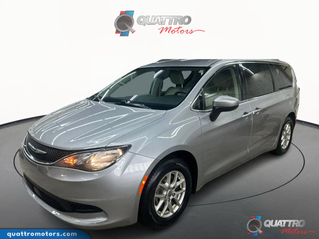 Used 2021 Chrysler Voyager Lxi image 1
