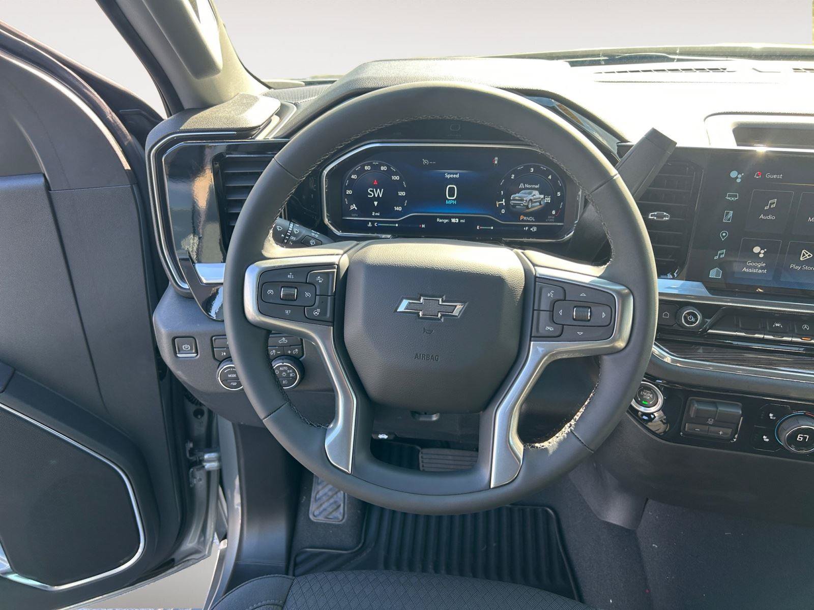 Used 2023 Chevrolet Silverado 1500 RST AWD/4WD image 13
