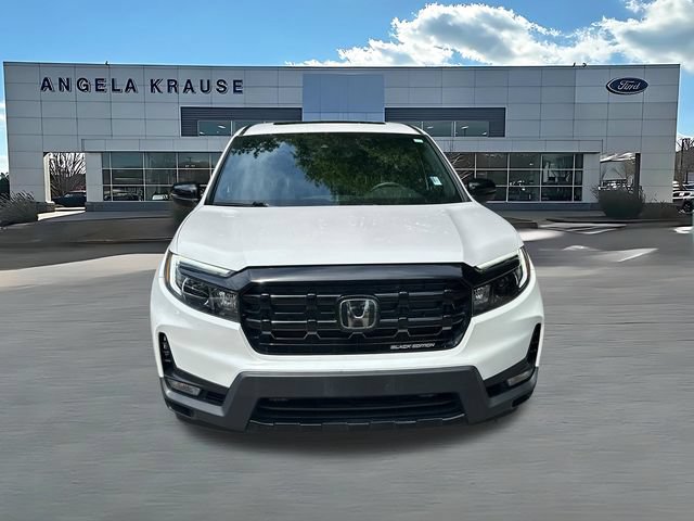 Used 2025 Honda Ridgeline Black Edition image 2