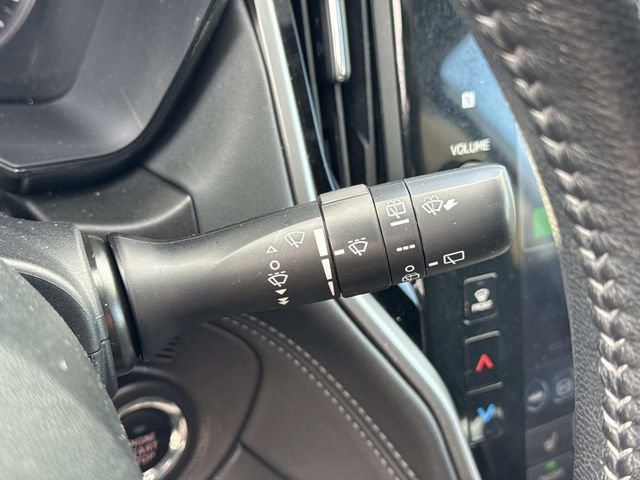 Used 2024 Subaru Outback Premium image 25