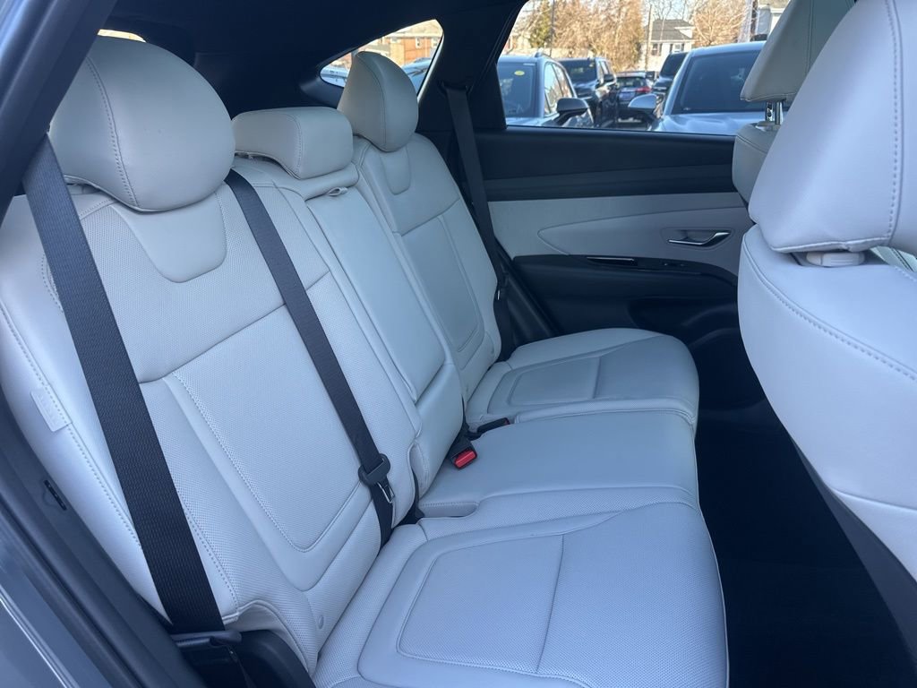 Used 2025 Hyundai Tucson Limited image 22