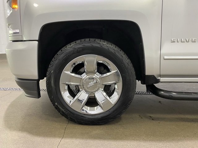 Used 2017 Chevrolet Silverado 1500 LTZ Z71 w/ LTZ Plus Package image 23