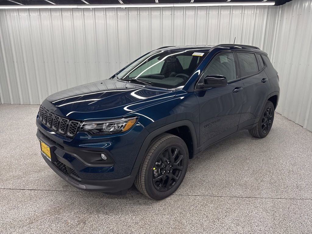 New 2026 Jeep Compass Latitude image 3
