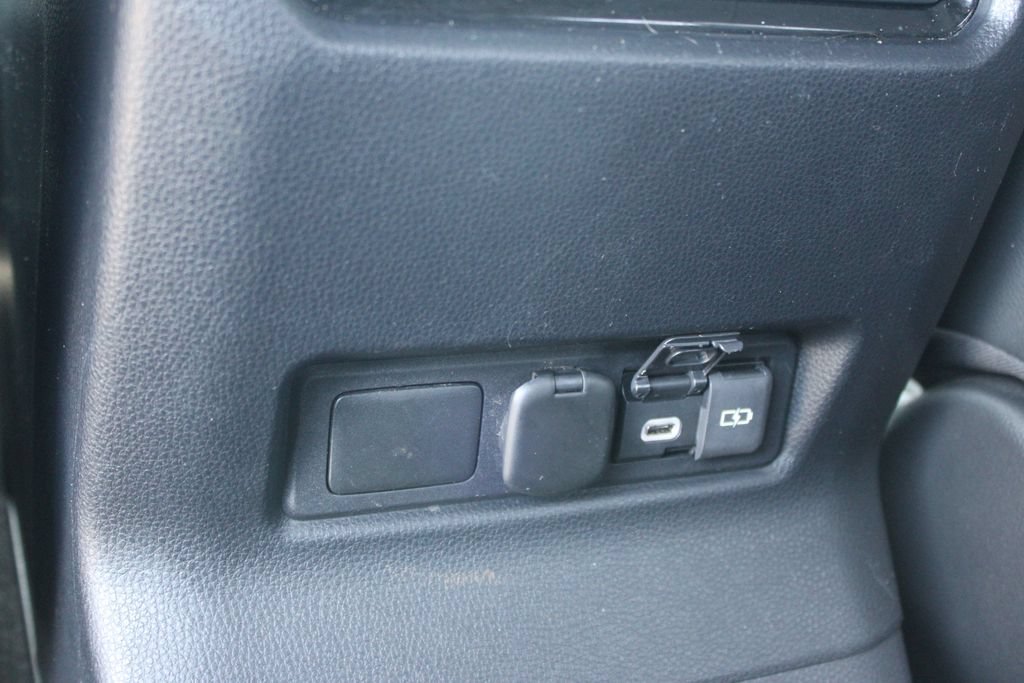 Used 2024 Toyota Land Cruiser AWD/4WD image 31