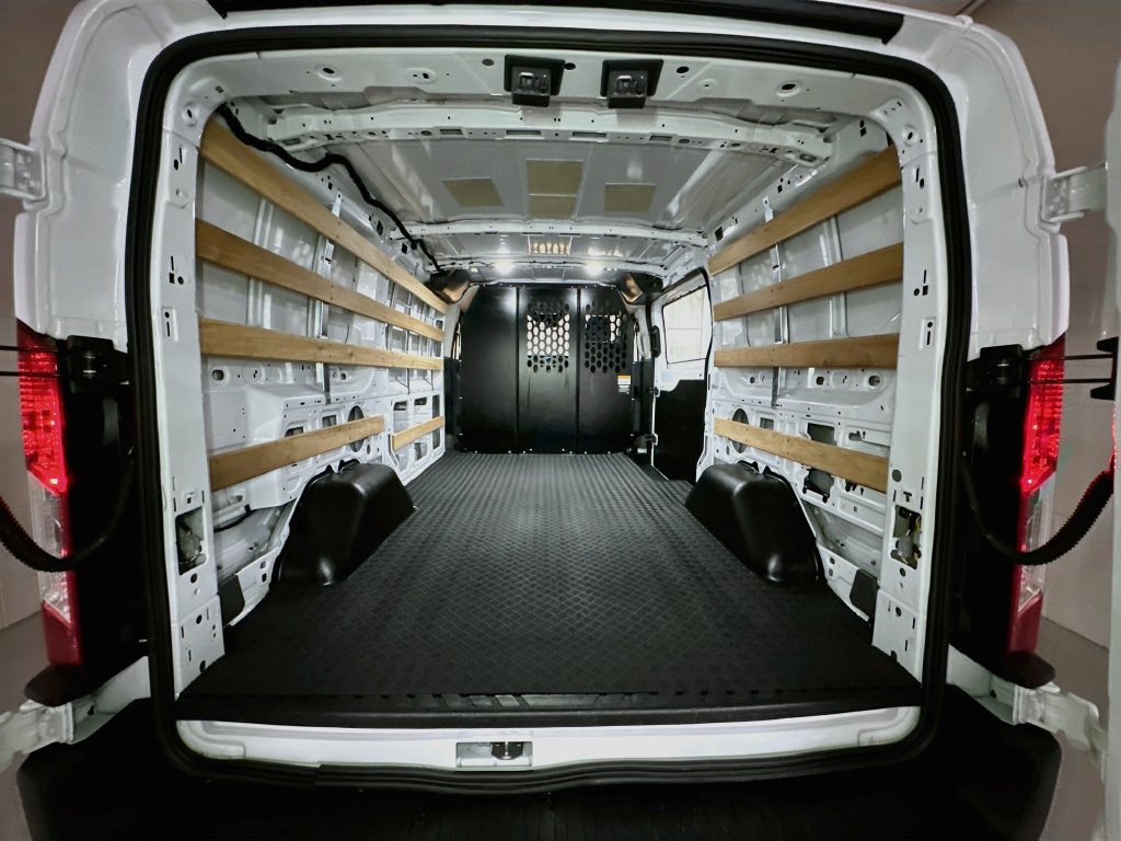 Used 2025 Ford Transit 250 Low Roof w/ Exterior Upgrade Package RWD image 31