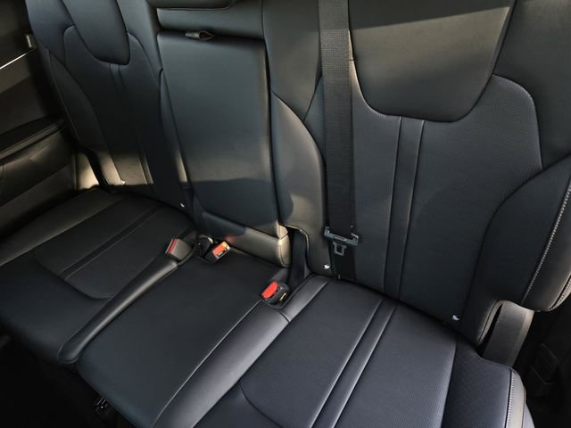 Certified 2025 Kia Sorento S w/ Panoramic Sunroof Package image 14