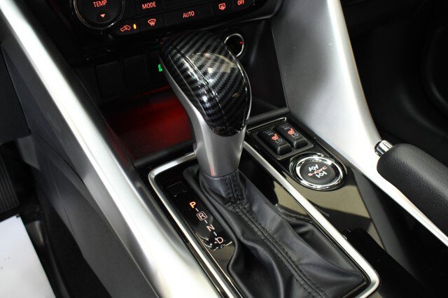 Used 2024 Mitsubishi Eclipse Cross Ralliart AWD/4WD image 35