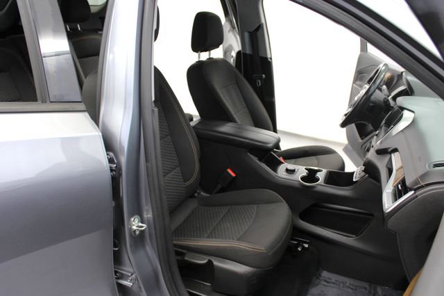 Used 2018 GMC Terrain SLE FWD image 18