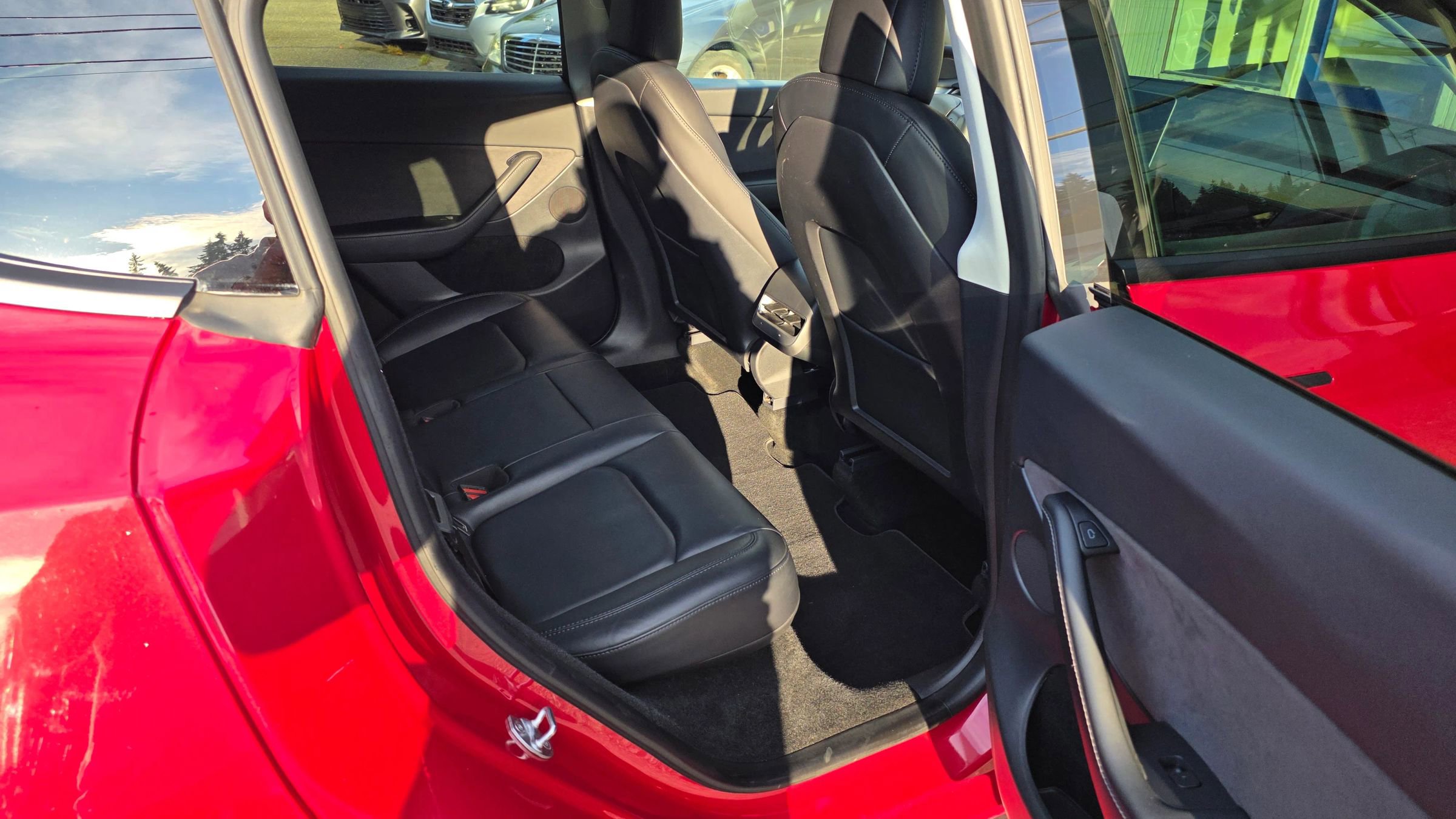 Used 2023 Tesla Model Y Long Range image 14