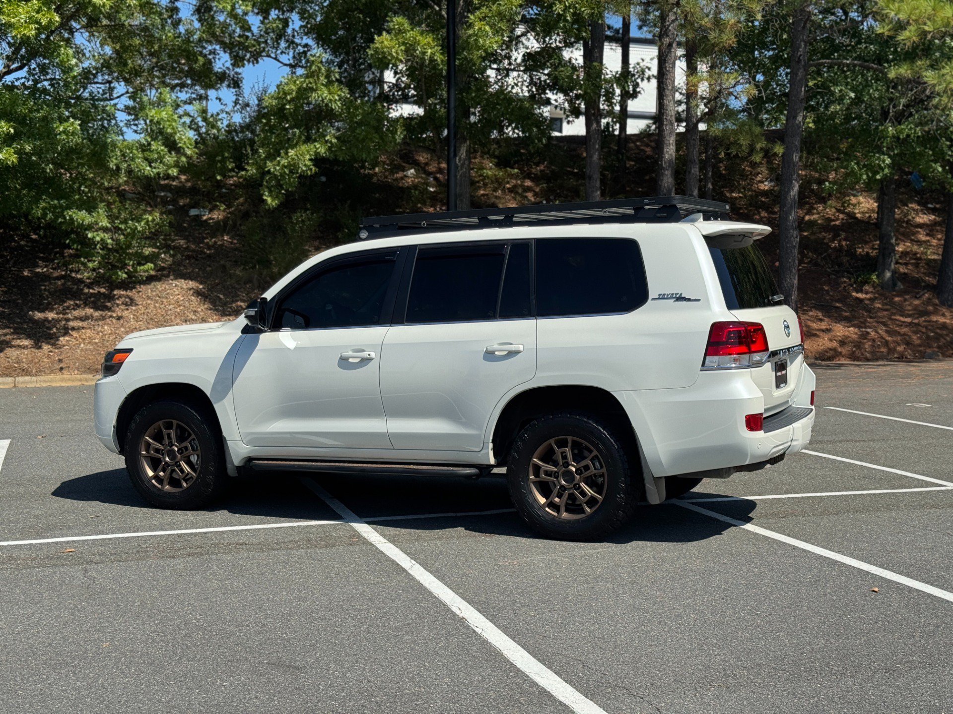 Used 2020 Toyota Land Cruiser Heritage Edition AWD/4WD image 7